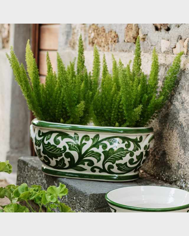 Verde Garden Oval Planter